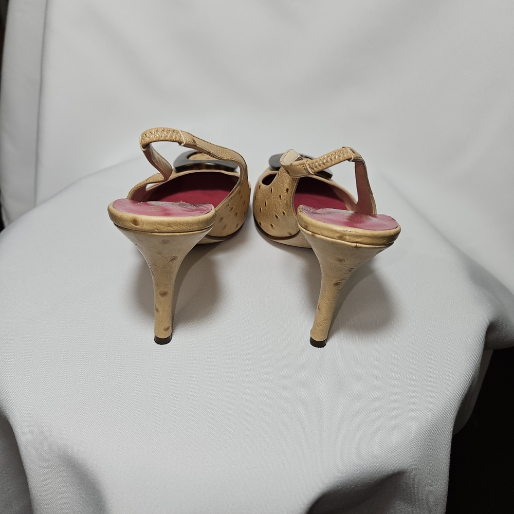 Kate Spade Pumps Tan Leather Ostrich Round Ornament Toe Slingback Size 6.5 B - Picture 4 of 7
